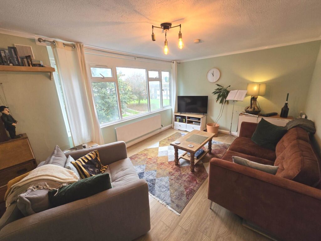 Property Image 0 Image 0