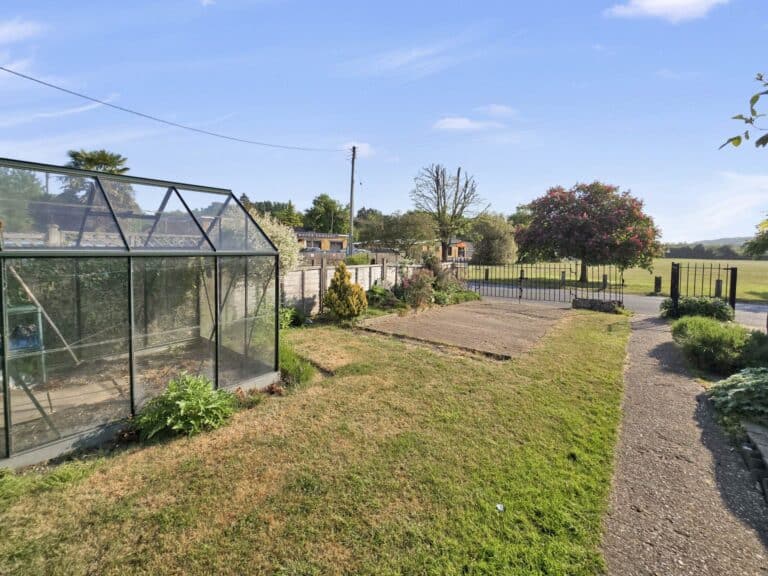 Property Image 0 Property Image 0