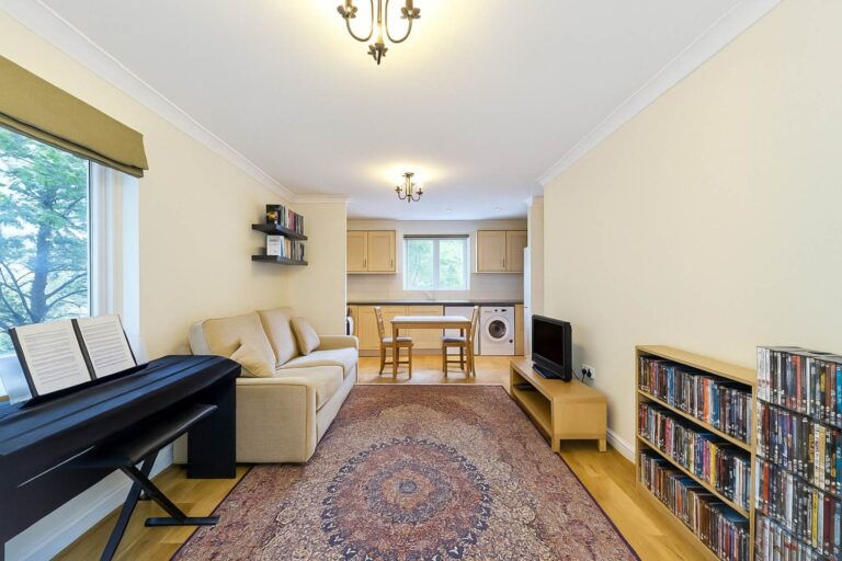Property Image 0 Property Image 0