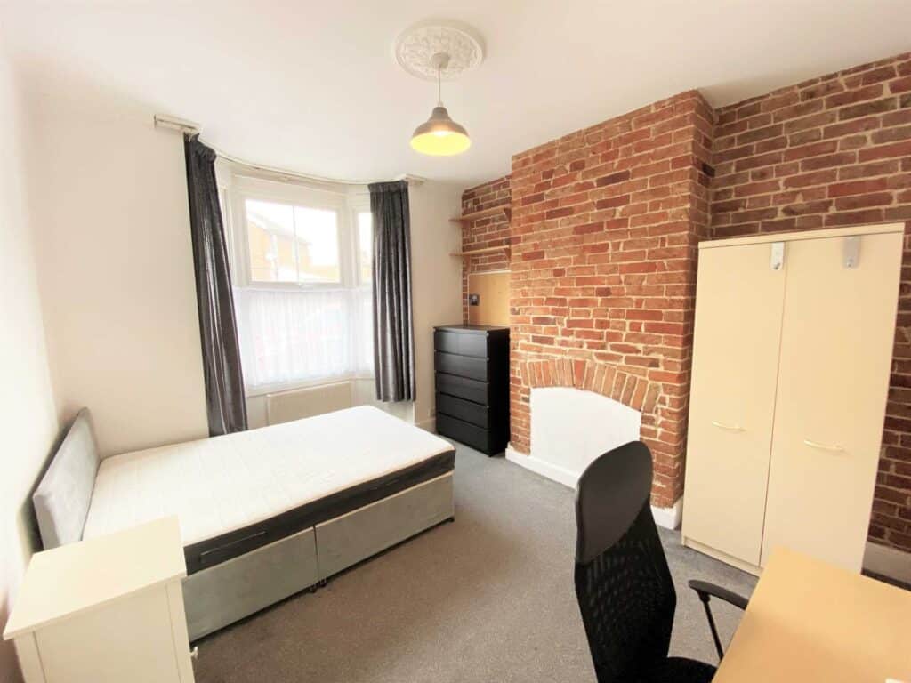 Property Image 0 Image 0