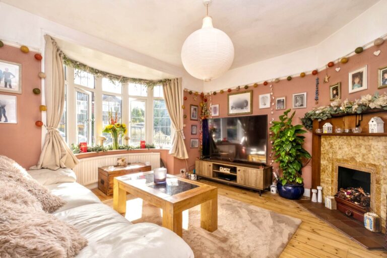 Property Image 0