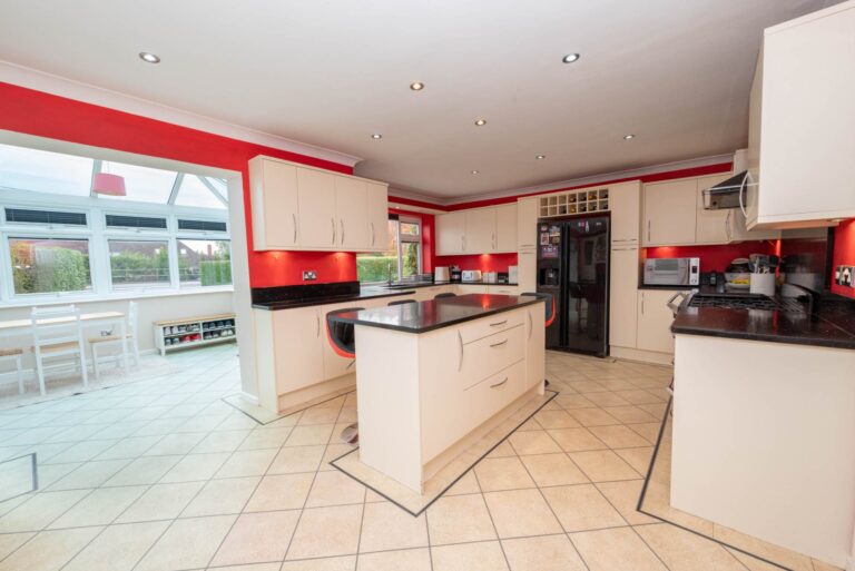 Property Image 0 Property Image 0