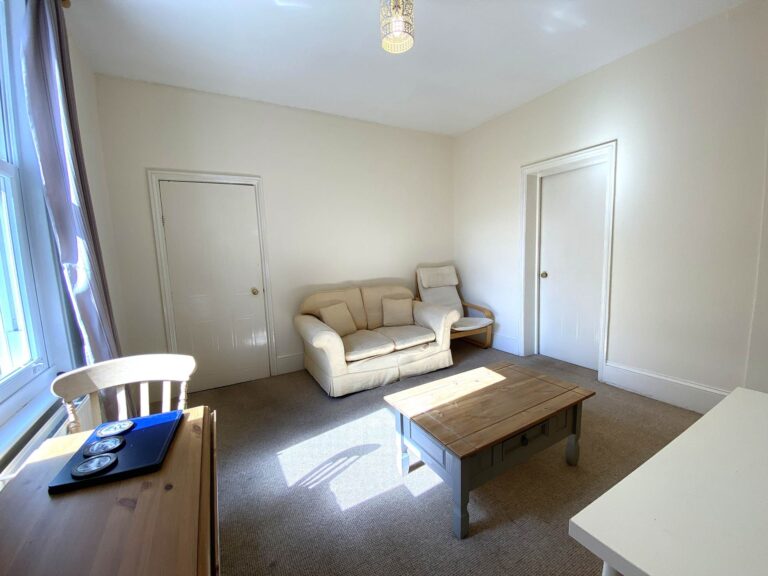 Property Image 0 Property Image 0