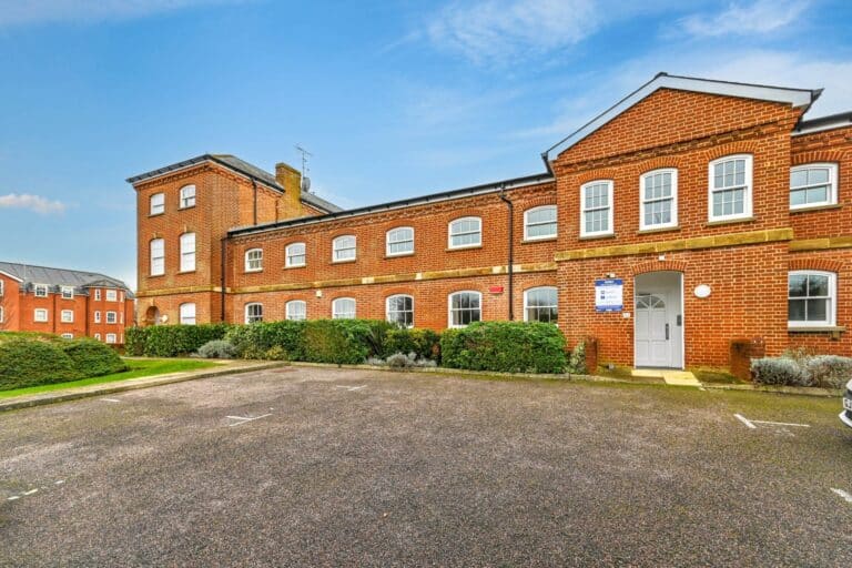 Property Image 0 Property Image 0