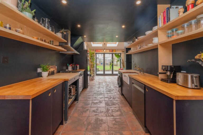 Property Image 0