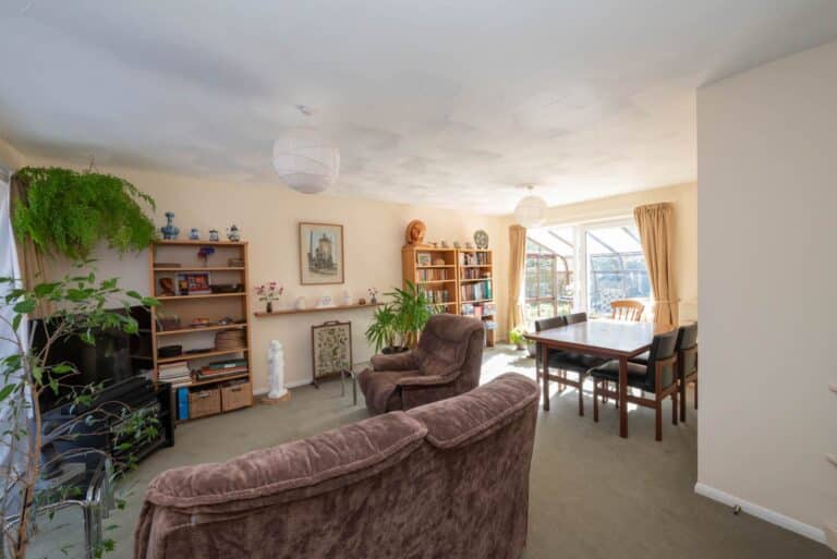 Property Image 0 Property Image 0