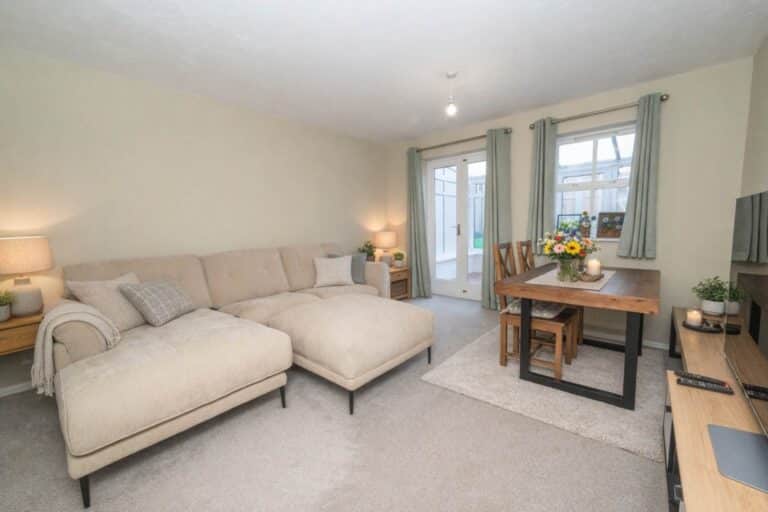 Property Image 0 Property Image 0