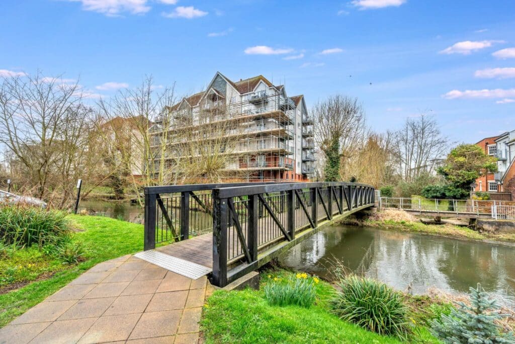 Property Image 0 Image 0