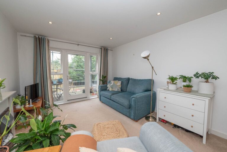 Property Image 0 Property Image 0