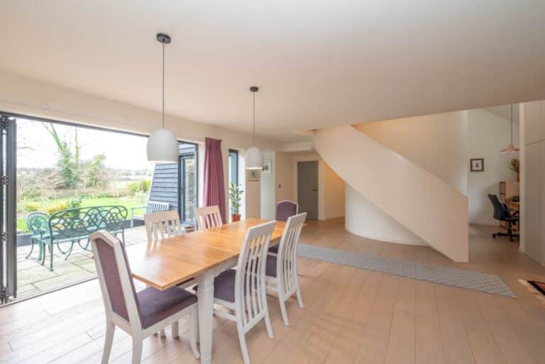 Property Image 0 Property Image 0