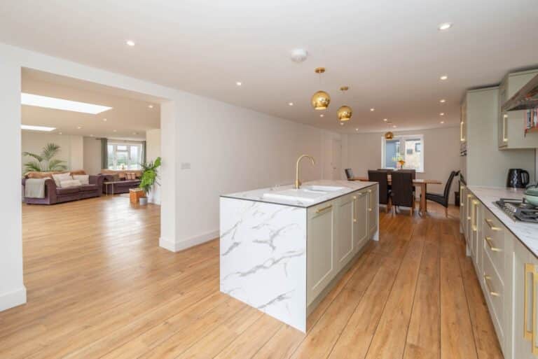 Property Image 0 Property Image 0