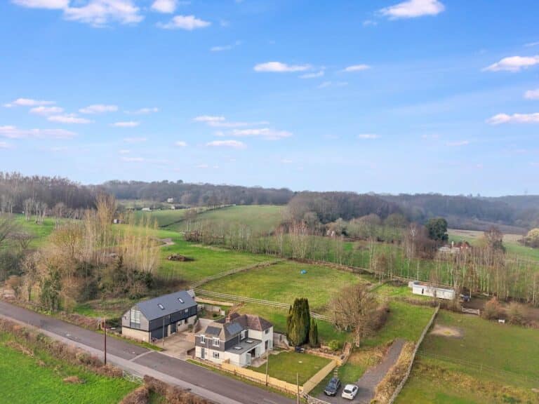 Property Image 0 Property Image 0