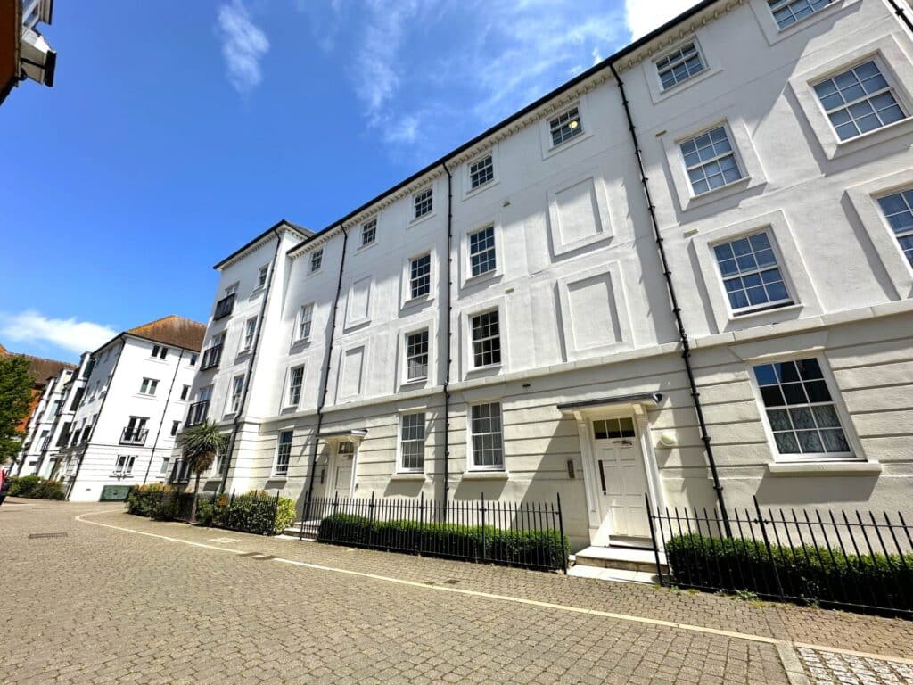 Property Image 0 Image 0