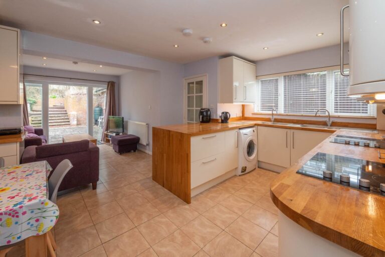 Property Image 0 Property Image 0