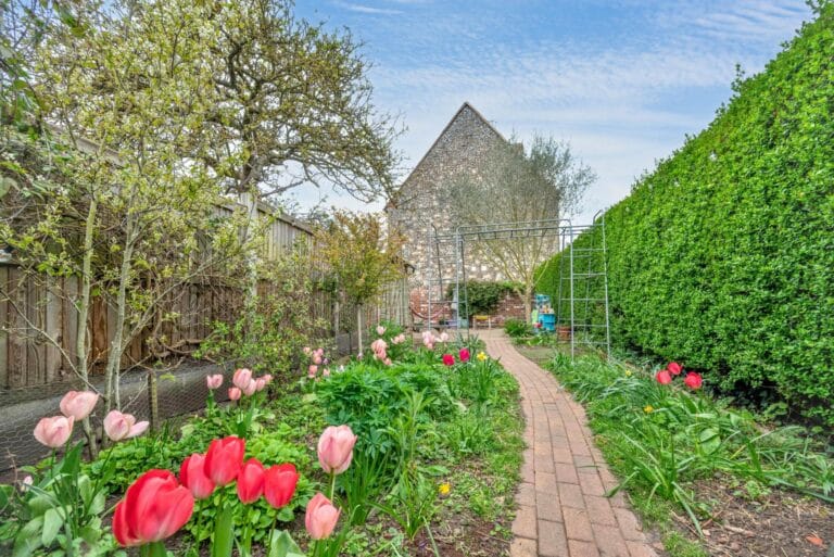 Property Image 0