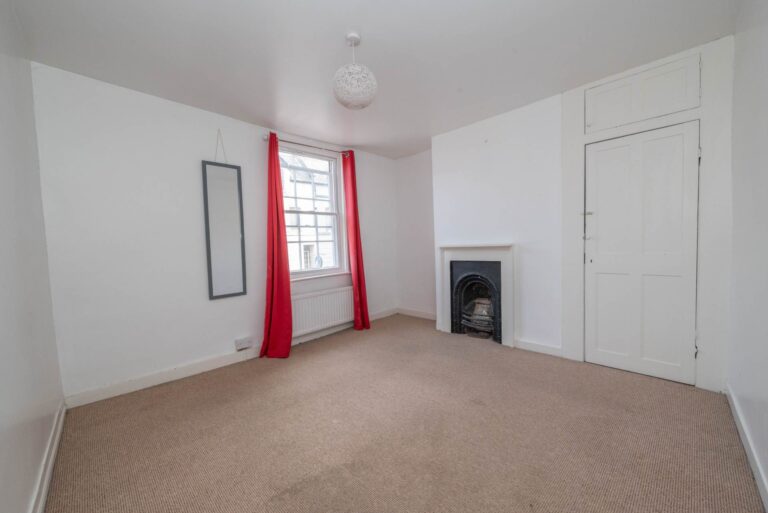 Property Image 0 Property Image 0