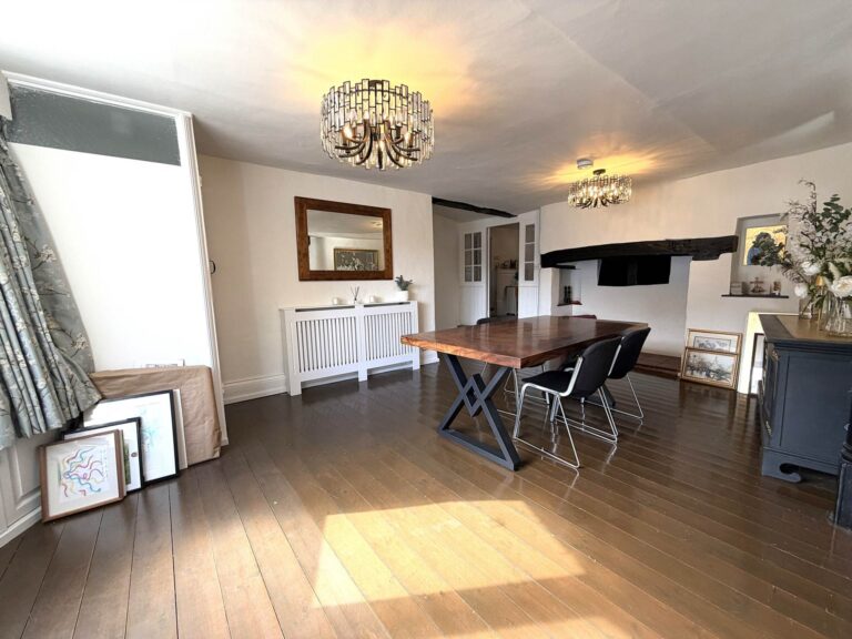 Property Image 0 Property Image 0