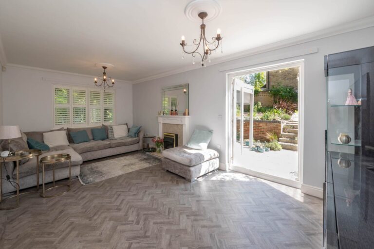 Property Image 0 Property Image 0