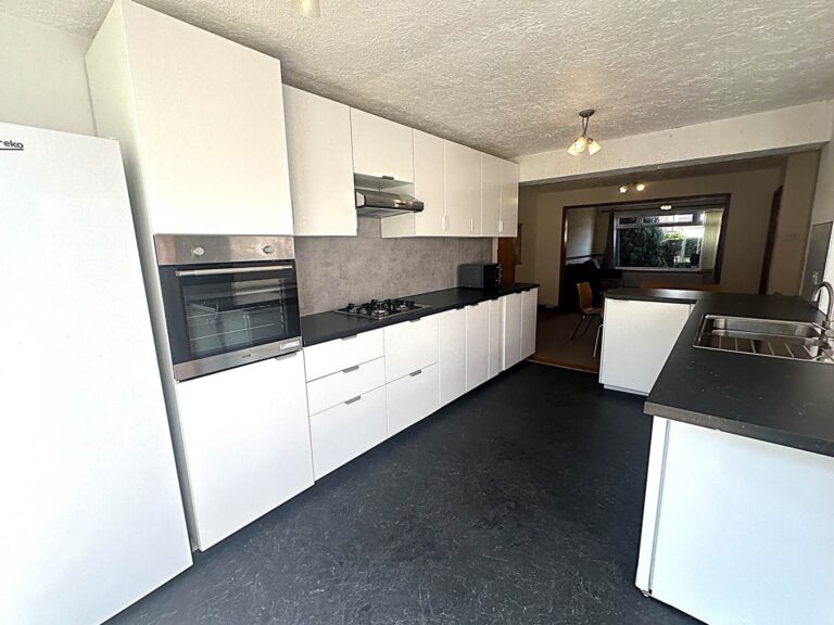 Property Image 0 Property Image 0