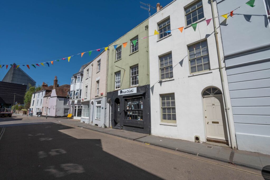 Property Image 0 Image 0