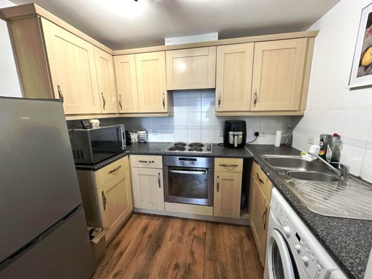 Property Image 0 Property Image 0