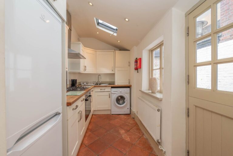 Property Image 0 Property Image 0