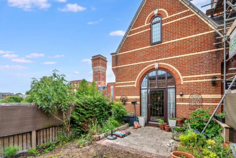 Property Image 0 Property Image 0