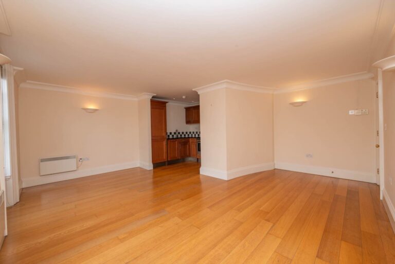 Property Image 0 Property Image 0