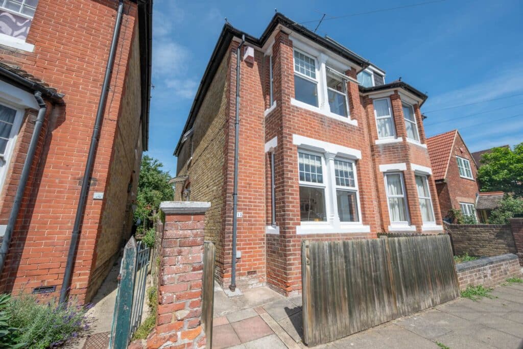 Property Image 0 Image 0