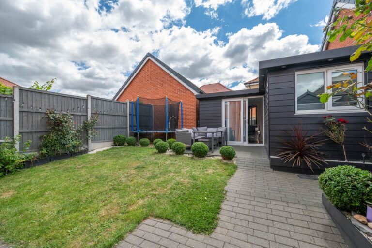 Property Image 0 Property Image 0