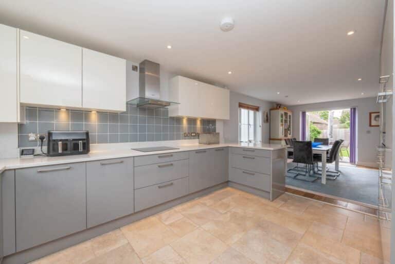 Property Image 0 Property Image 0