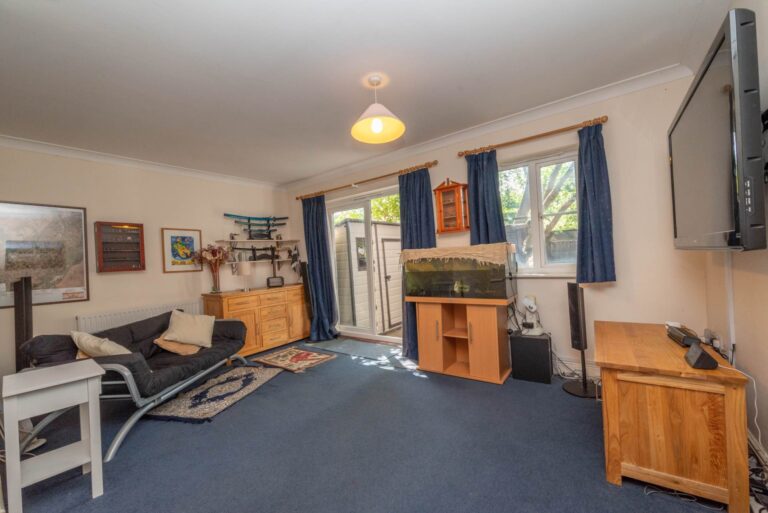 Property Image 0 Property Image 0