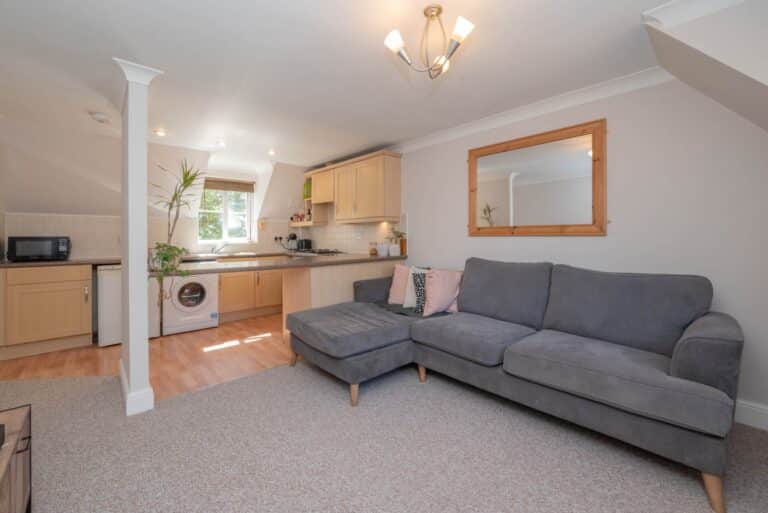 Property Image 0 Property Image 0