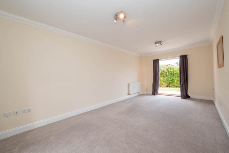 Property Image 0 Property Image 0