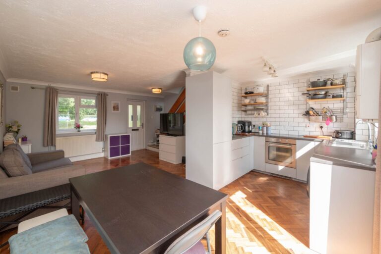 Property Image 0 Property Image 0